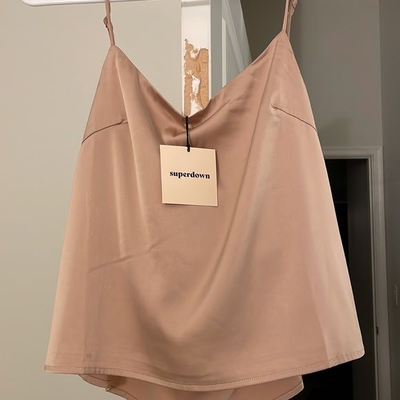 superdown Mischa Cowl Back Top - Picture 10 of 14